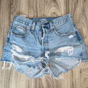 Levi’s jean shorts size 26